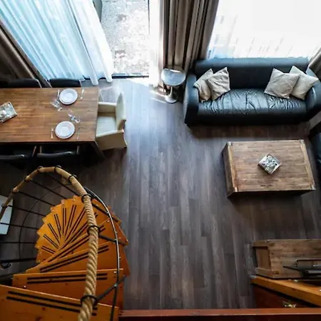 Spacious Nature Escape, House For 6 Near Amsterdam & Sea *