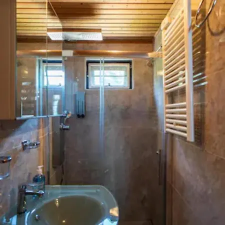 Spacious Nature Escape, House For 6 Near Amsterdam & Sea Feriehus