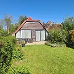 Spacious Nature Escape, House For 6 Near Amsterdam & Sea Opmeer