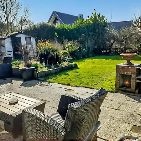 Spacious Nature Escape, House For 6 Near Amsterdam & Sea