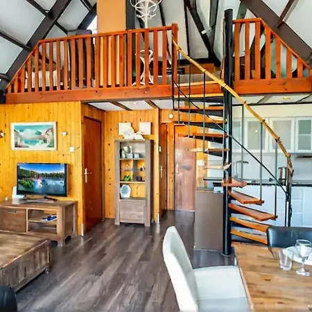 Spacious Nature Escape, House For 6 Near Amsterdam & Sea Hébergement de vacances *